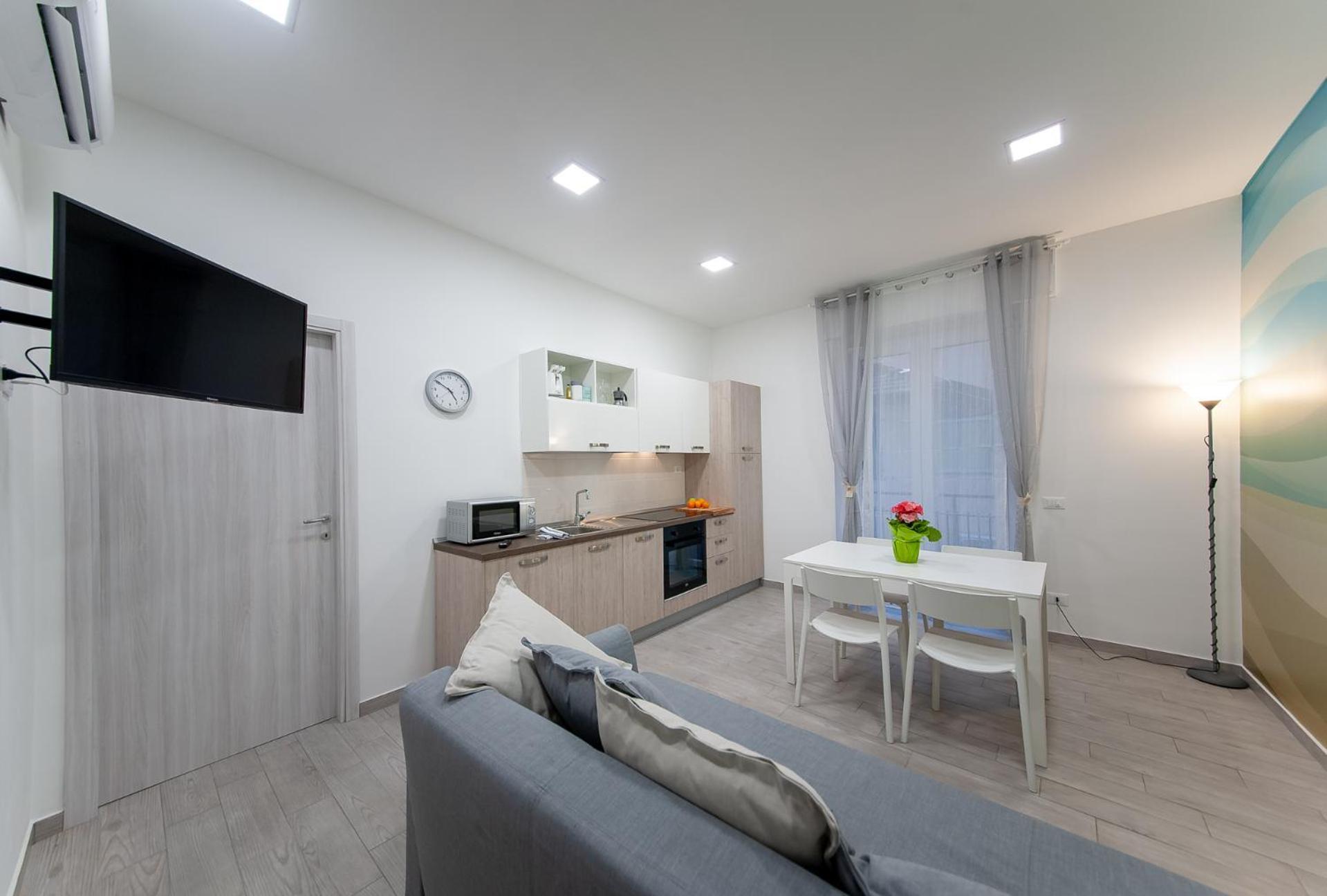 Ines Rivieraholiday Albenga Exterior foto